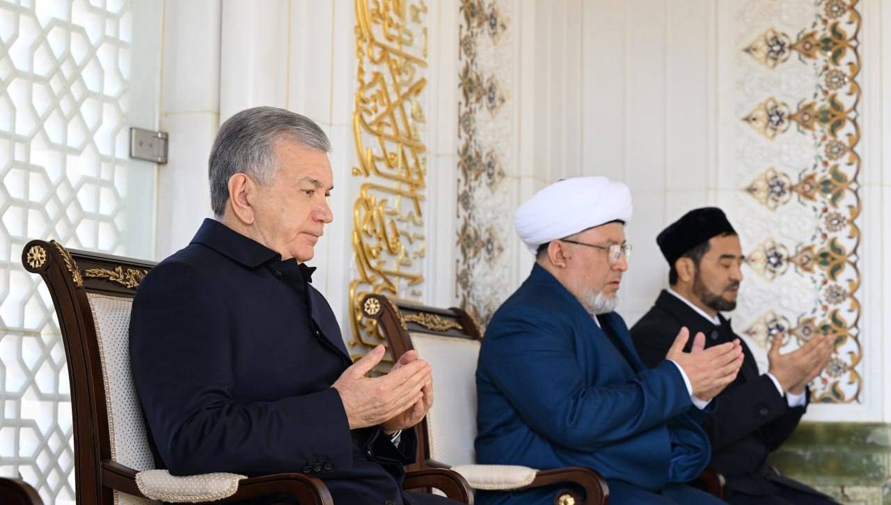 Birinchi Prezident maqbarasi ziyorat qilindi