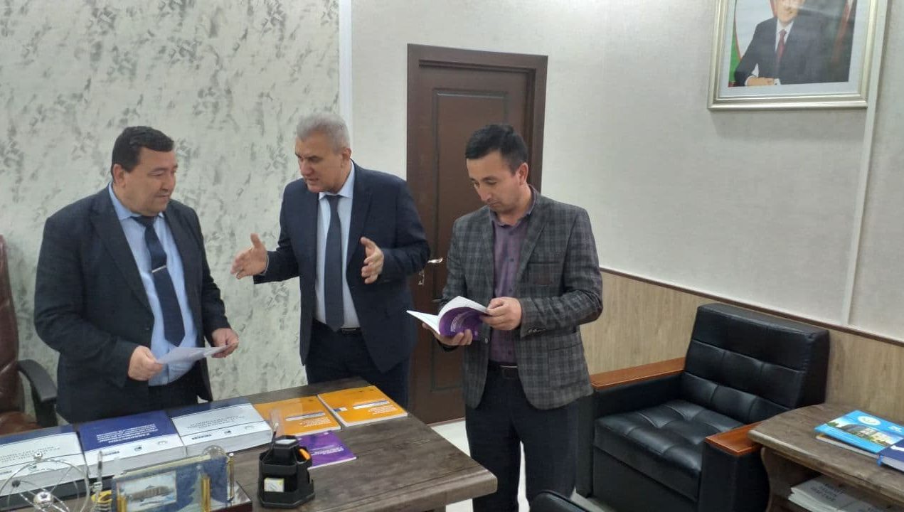 Brayl yozuvidagi huquqiy nashrlar “Kitobxonlik haftaligi” doirasida beg'araz tarqatildi