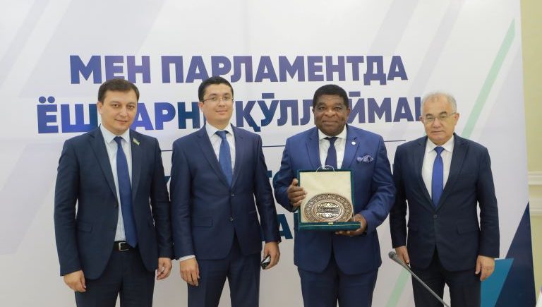 Ёшларнинг ҳуқуқлари ва манфаатларини ҳимоя қилиш масалалари кўриб чиқилди