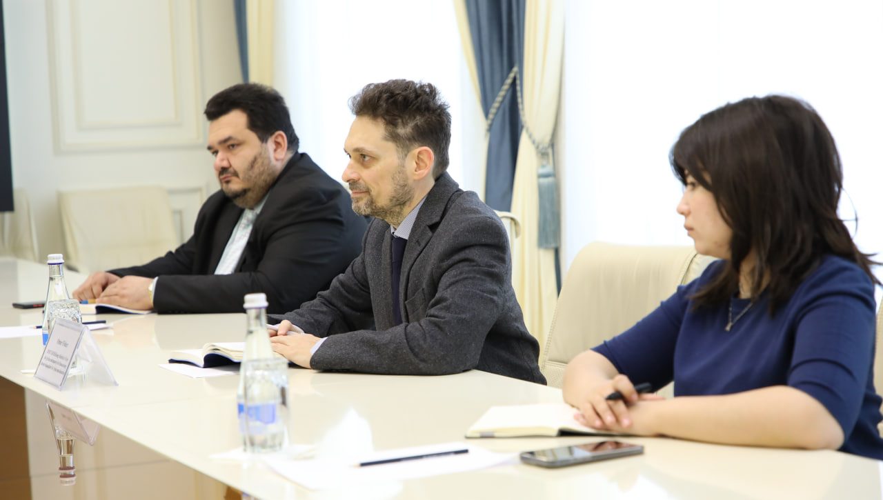 Milliy markazda Omer Fisher bilan uchrashuv bo‘ldi