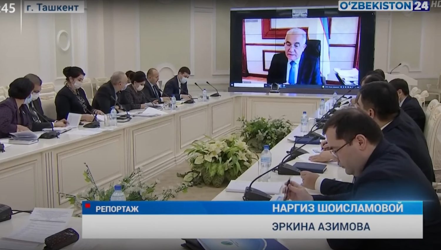 Олий Мажлис Қонунчилик палатасида давра суҳбати