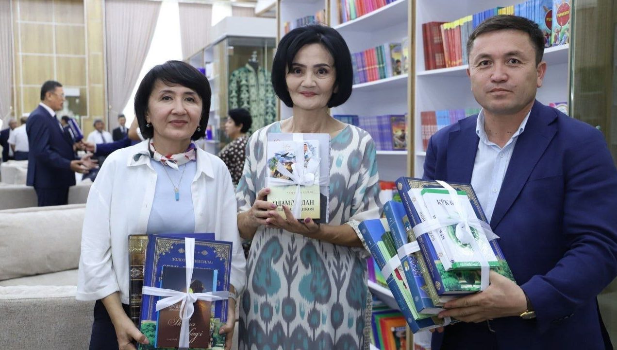 Зоминда «Шоҳрух кутубхонаси» очилди