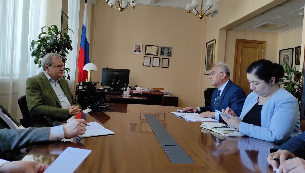 Akmal Saidov boshchiligidagi O'zbekiston delegatsiyasining Rossiyaga tashrifi: fotoreportaj