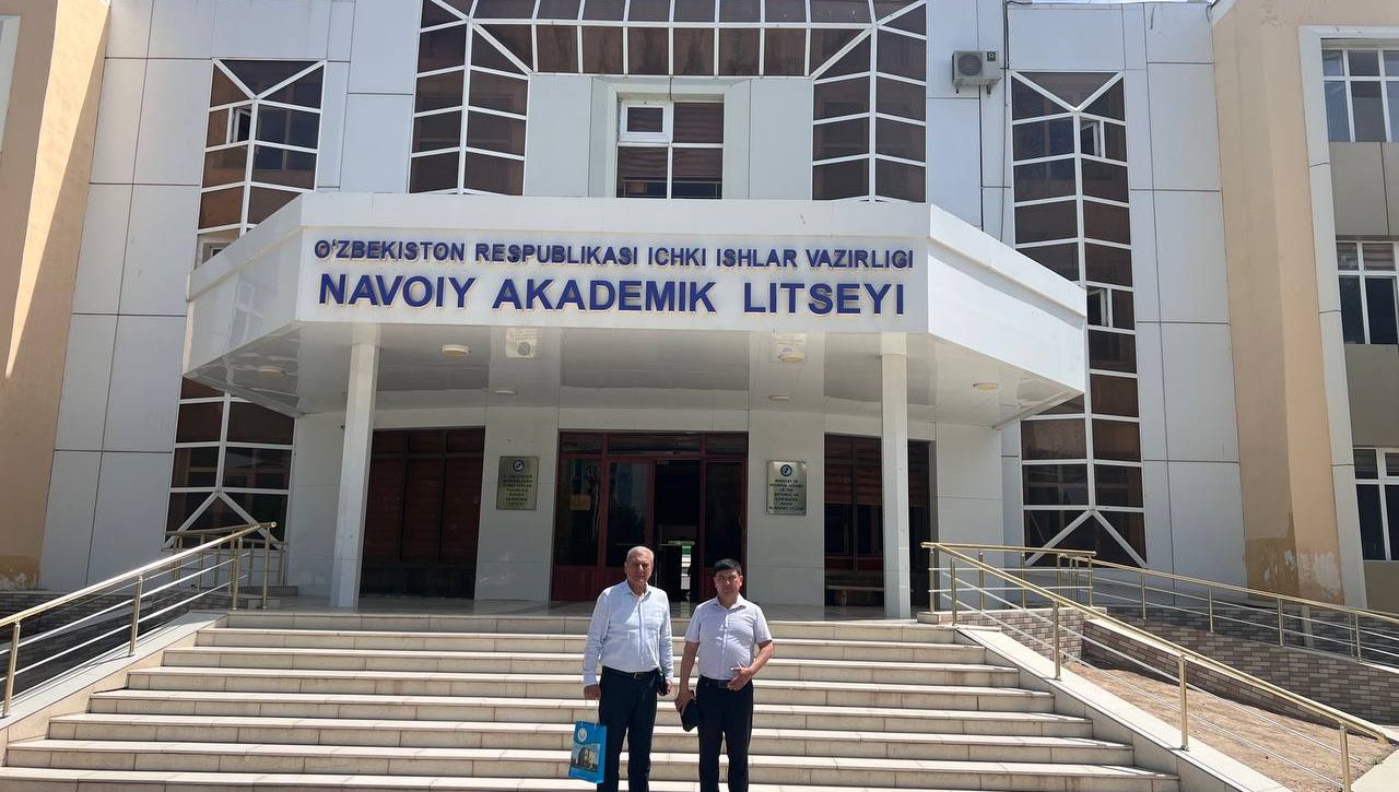 Navoiy shahri yoshlari o‘rtasida inson huquqlariga bag‘ishlangan targ‘ibot