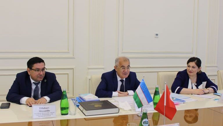 Akmal Saidov Turkiya Bosh Ombudsmani bilan uchrashdi