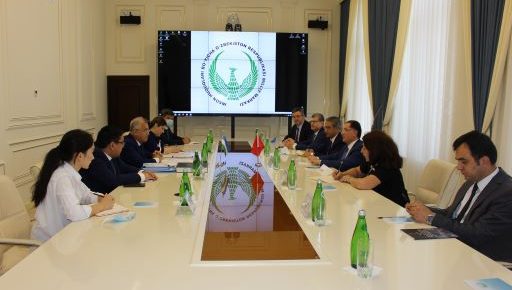 Akmal Saidov Turkiya Bosh Ombudsmani bilan uchrashdi