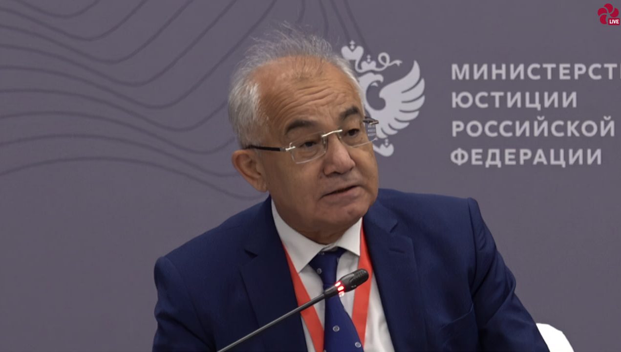 Akmal Saidov an’anaviy Peterburg xalqaro yuridik forumida ishtirok etdi