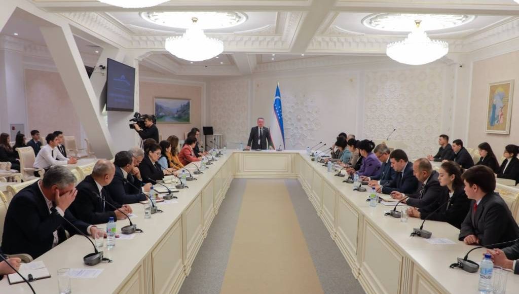 Konstitutsiyaviy-huquqiy asoslar sohalar rivojiga xizmat qiladi