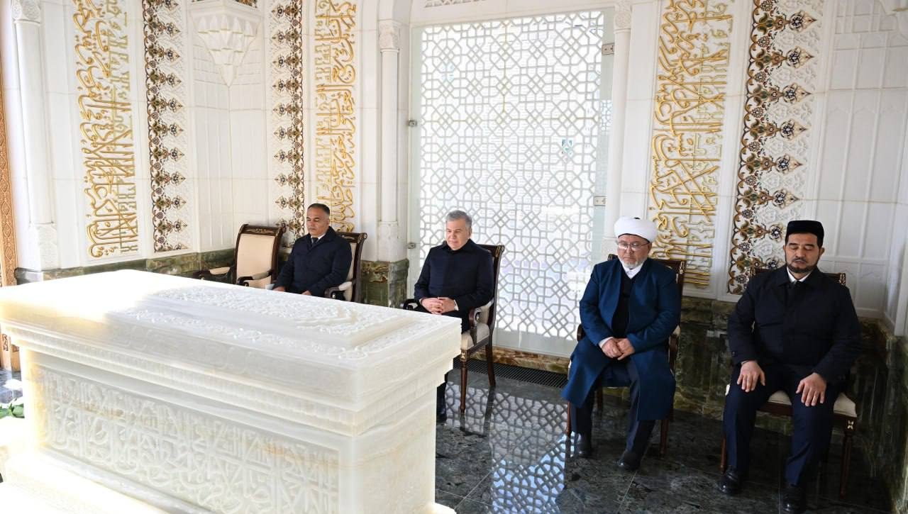 Birinchi Prezident maqbarasi ziyorat qilindi