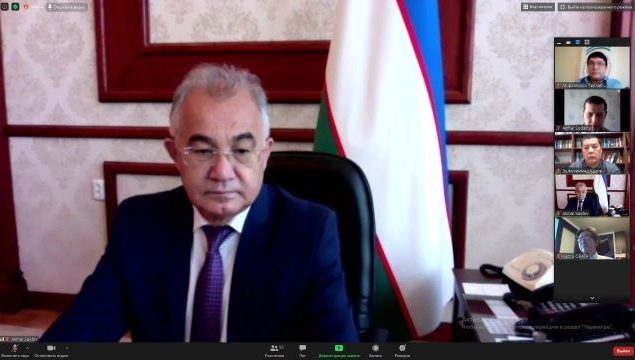 “Yangi demokratik davlatlarda konstitutsiyaviylikning jipslashuvi: Yevroosiyo istiqbollari”