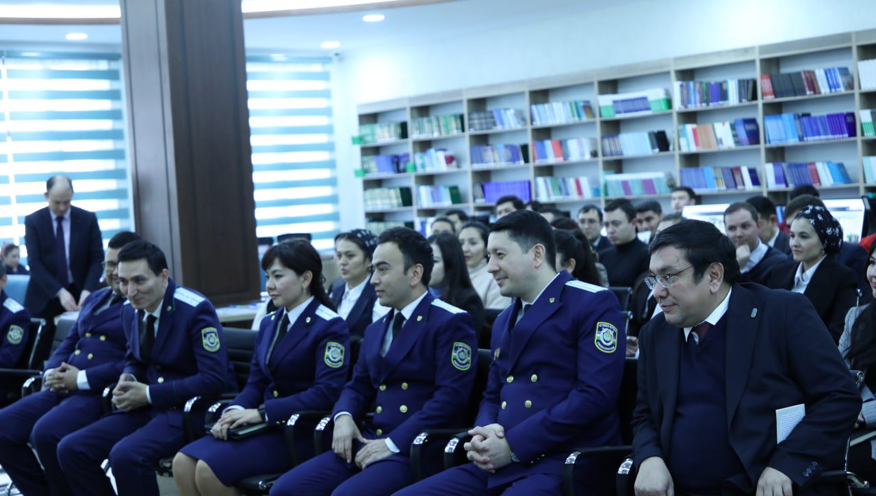 Kitoblar – inson huquqlari sohasidagi ta’lim  rivoji uchun