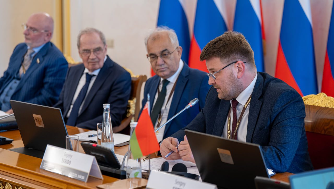 Узбекистан принял участие в правовом форуме в Санкт-Петербурге