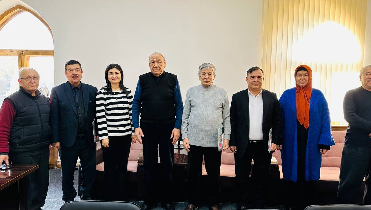 “Guliston” jurnalida 2023 yil davomida e’lon qilingan eng yaxshi materiallar mualliflarini an’anaviy taqdirlash marosimi o‘tkazildi