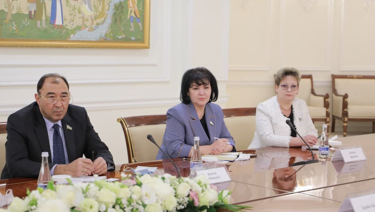 Yevropa parlamenti deputati T.Mariani bilan uchrashuv
