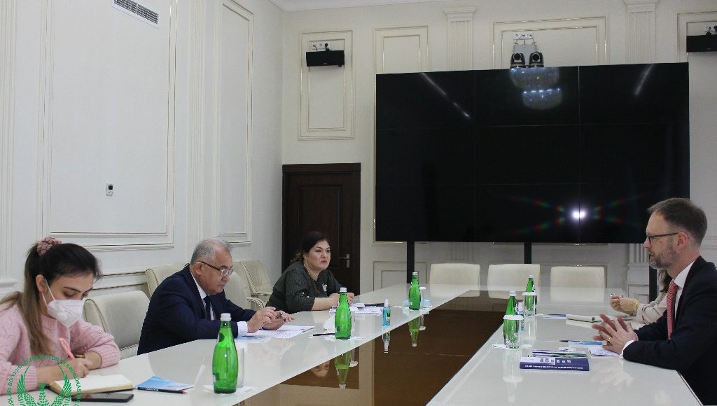Akmal Saidov  Shveysariya Elchisi bilan uchrashdi