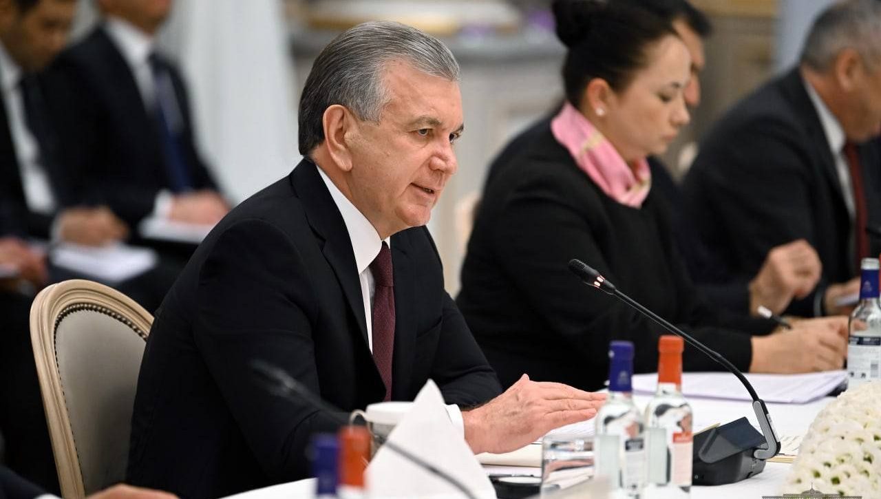 O‘zbekiston Prezidenti Fransiyaning yetakchi kompaniya va banklari rahbarlari bilan uchrashdi