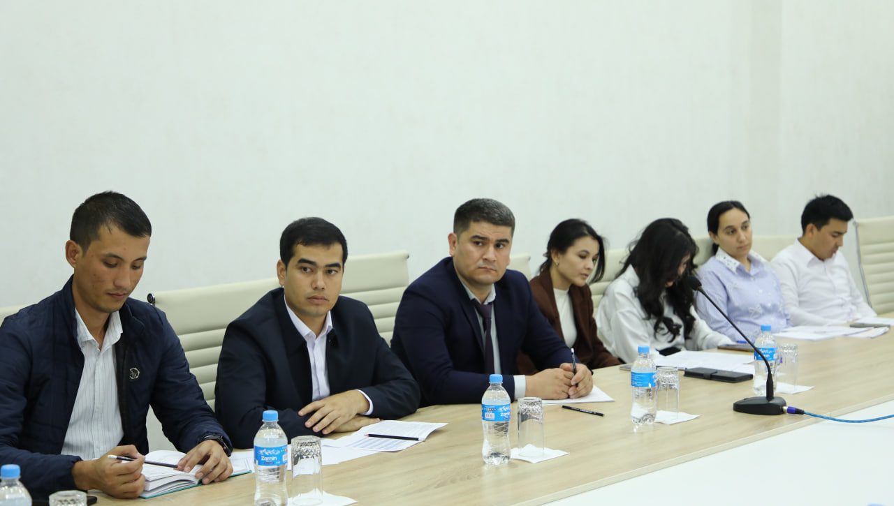 Milliy markazda yosh olimlar bilan davra suhbati