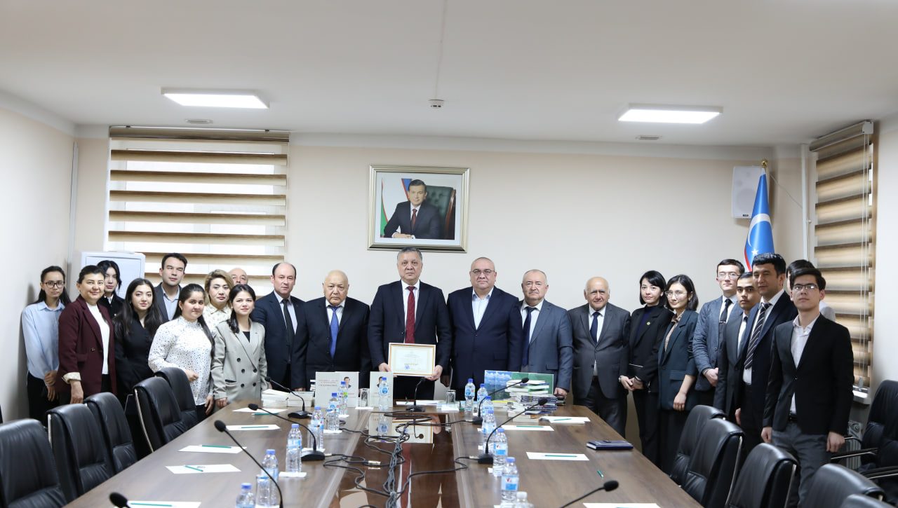 DAVLAT VA HUQUQ INSTITUTIGA INSON HUQUQLARI VA XITOY MADANIYATIGA OID ADABIYOTLAR BEG‘ARAZ TOPSHIRILDI