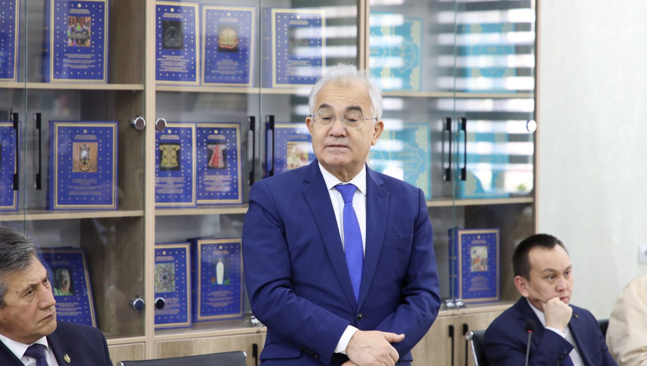 Yangi kitoblar taqdimoti