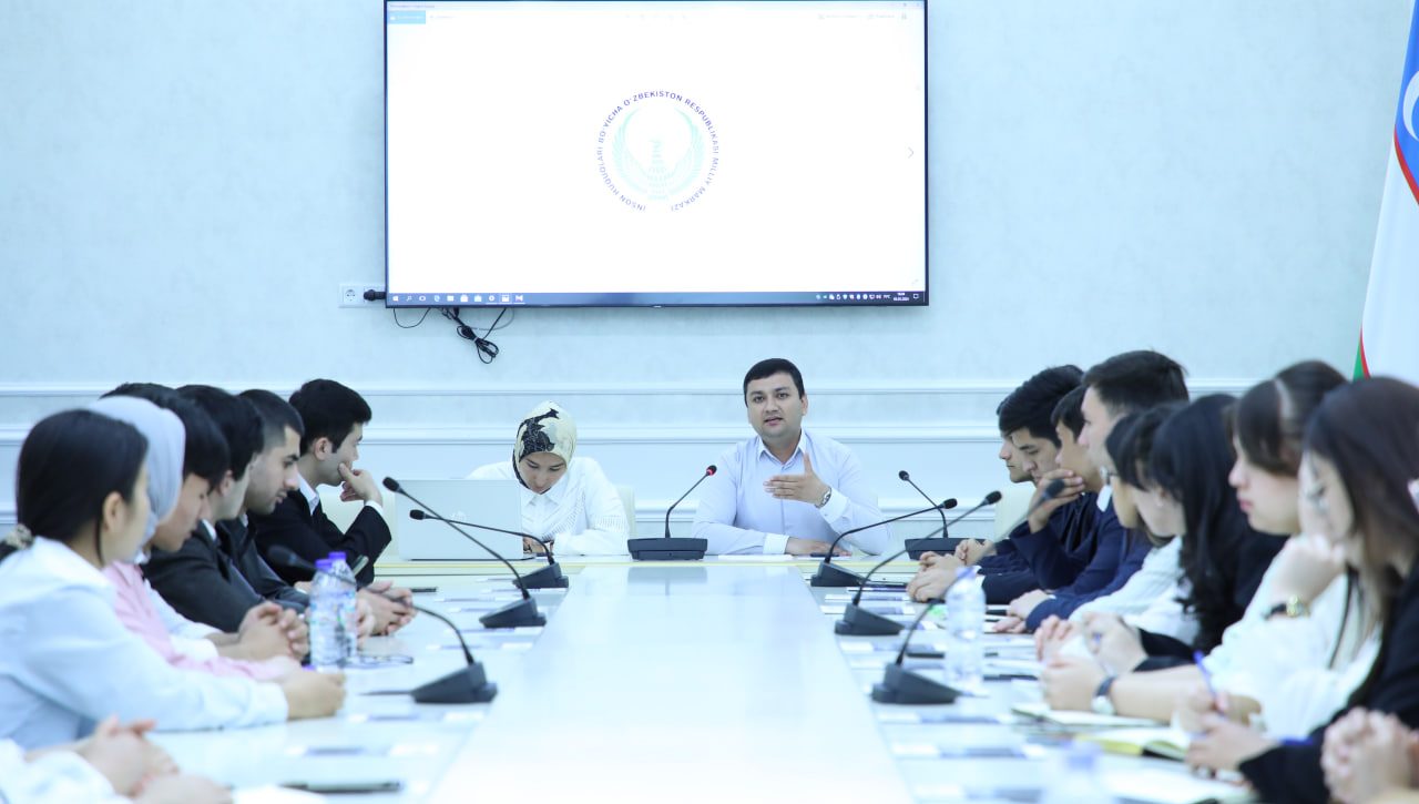 Debat-klubning navbatdagi yig‘ilishi ayollar huquqlariga bag‘ishlandi