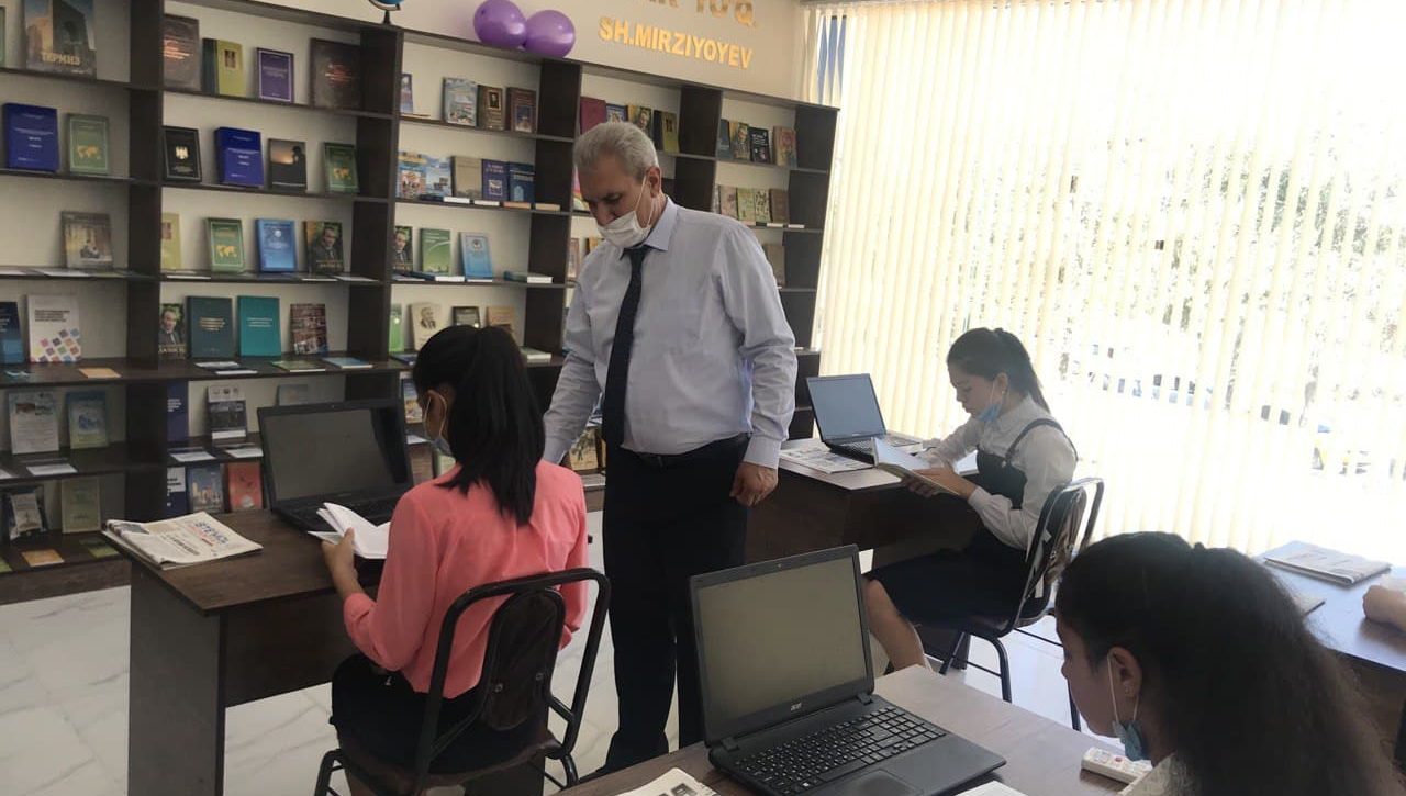 Milliy markaz tomonidan qamashilik bolajonlarga kitoblar sovg'a qilindi
