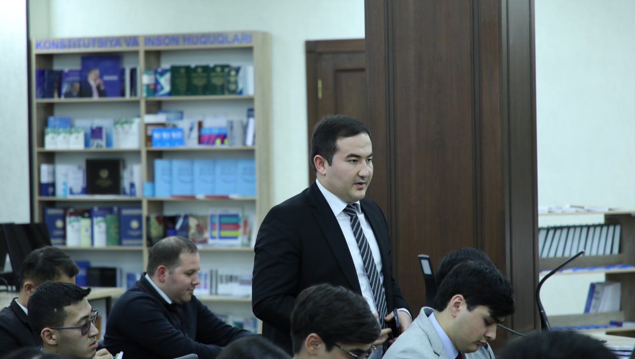 Inson huquqlari uyida: “Rahbar va yoshlar uchrashuvi”