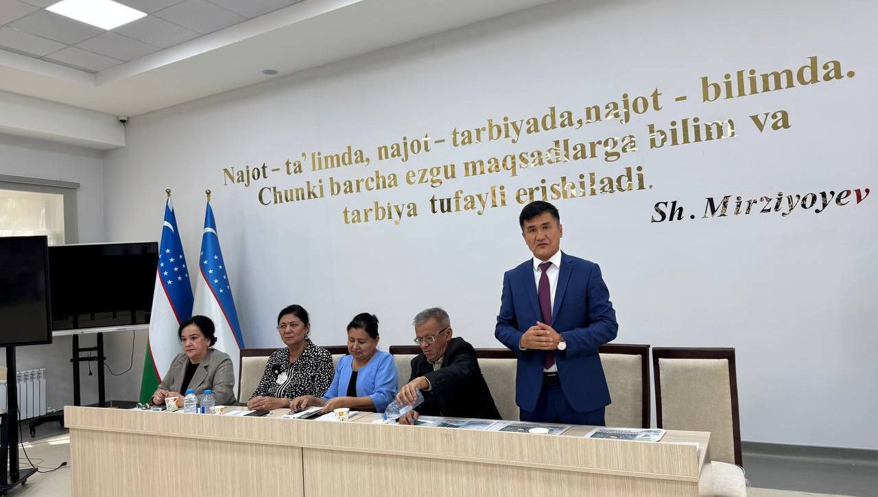 Tanlov g‘oliblariga ular chizgan rasmlar chop etilgan kitob topshirildi