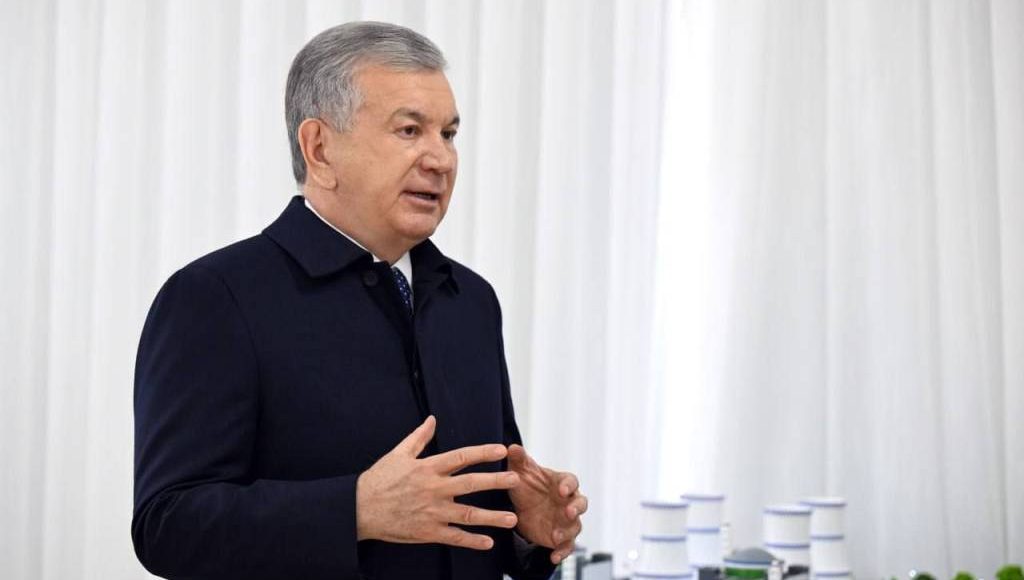 Президентимиз замонавий йўл, энергетика ва шаҳарсозлик лойиҳалари билан танишди