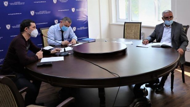 Mustaqil izlanuvchilikka talabgorlar bilan onlayn suhbat