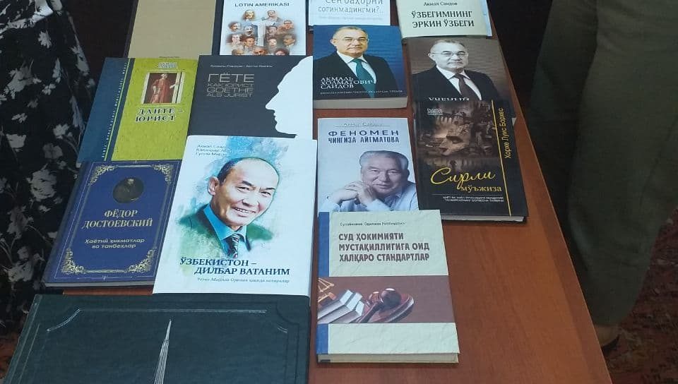 Milliy markaz kitoblari Fanlar akademiyasining fundamental kutubxonasidan joy oldi
