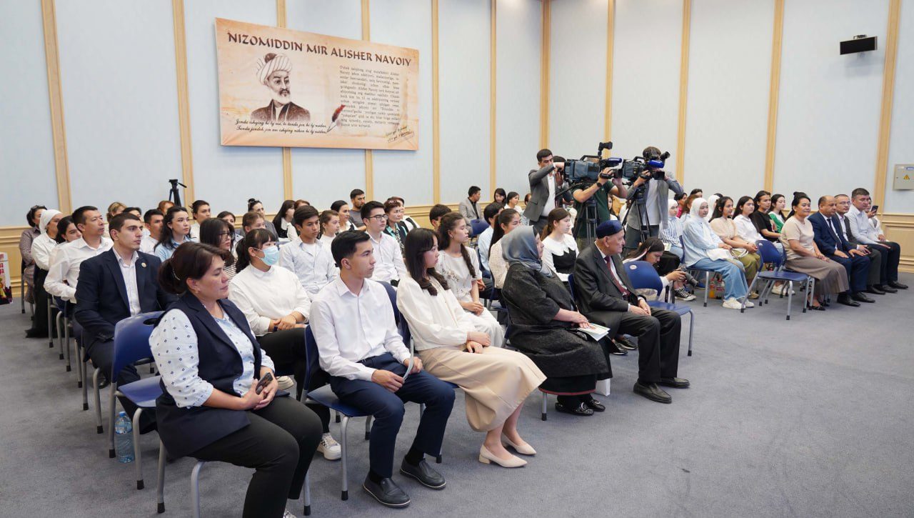Akmal Saidovning “Lev Tolstoy hikmatlari” kitobi taqdimoti bo‘lib o‘tdi