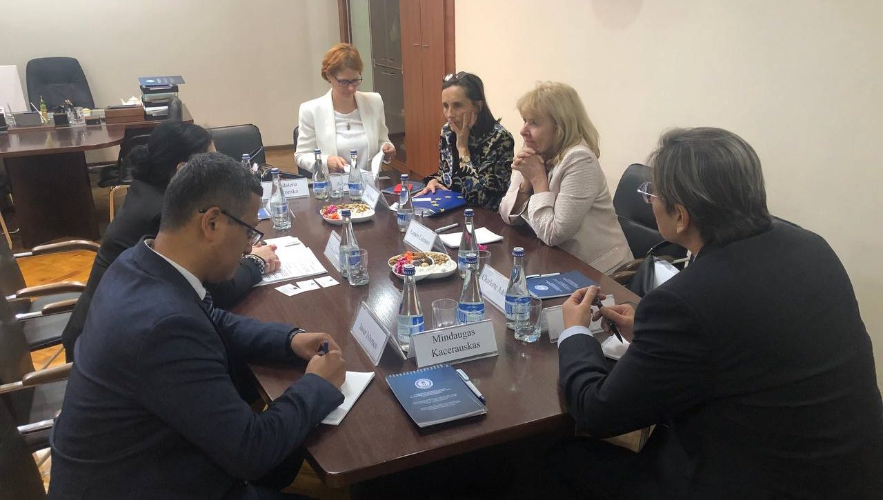 Ombudsman Yevropa Ittifoqining Markaziy Osiyo bo‘yicha maxsus vakili bilan uchrashdi