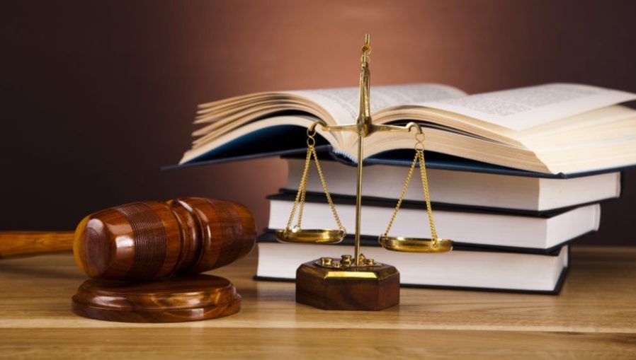 Konstitutsiyaviy islohot va siyosiy boshpana berish huquqi: Milliy va xorijiy tajriba, xalqaro amaliyot