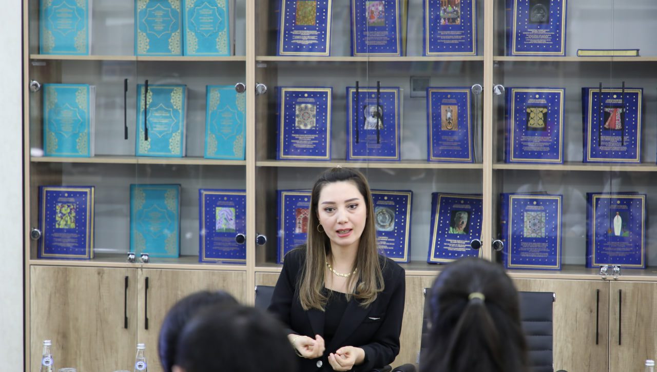 Inson huquqlari uyida “Akademik soat” o‘tkazildi