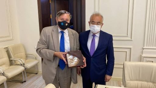 Turkiy Kengashning Budapeshtdagi vakolatxonasi ijrochi direktori Yanosh Xovari bilan uchrashuv