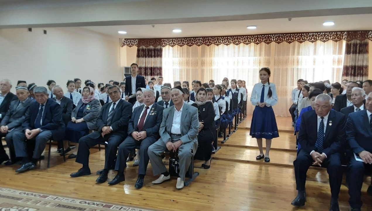 Jizzaxdagi ijod maktabida “Uch avlod” uchrashuvi bo‘ldi