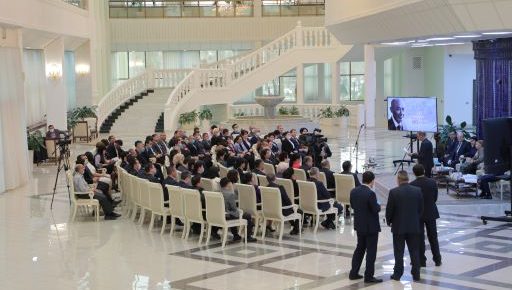 Abdulla Oripov tavalludining 80 yilligiga bag'ishlangan xotira tadbiridan fotoreportaj