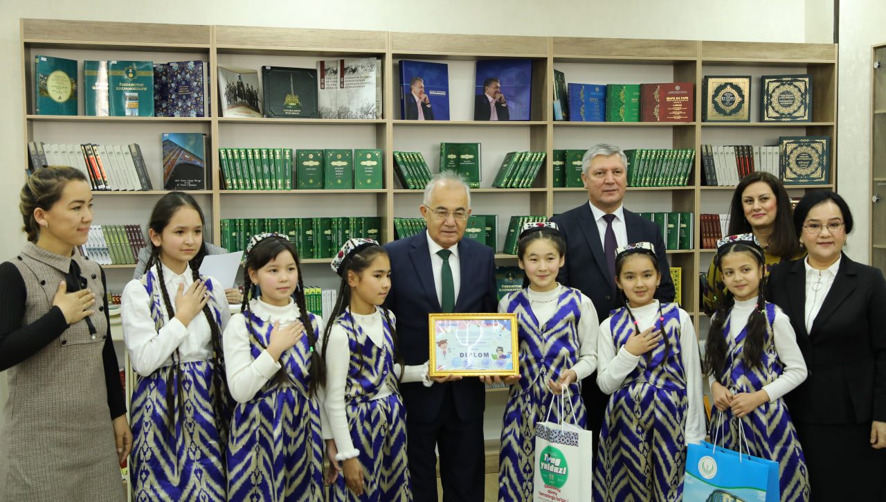 Inson huquqlari bo‘yicha tanlovda butun jamoa g‘olib!