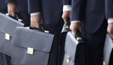Mansabdor shaxslarning qonunga xilof qarori tufayli yetkazilgan zararni qoplash tartibi belgilandi