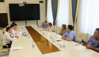 Халқаро экспертлар билан ногиронлиги бўлган шахслар ҳуқуқлари мавзуси муҳокама қилинди