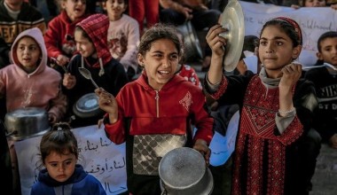 BMT: Isroil blokadasi tufayli G‘azodagi chaqaloqlarning 92 foizi asosiy oziq-ovqatdan mahrum