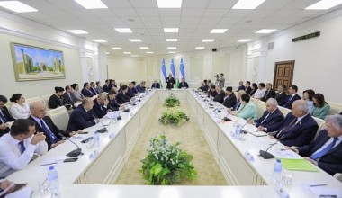 Конституциявий комиссиянинг навбатдаги йиғилиши бўлиб ўтди