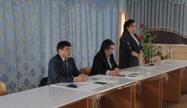 Mamlakatimizda shu kunlarda «Inson huquqlari haftaligi» o‘tkazilmoqda. Haftalik doirasida Chirchiq tibbiyot kollejida «Sudya va yoshlar» uchrashuvi bo‘lib o‘tdi. Uchrashuvda fuqarolik ishlari bo‘yicha Chirchiq tumanlararo sudi sudyalari Shoira Ermetova, Qizlarxon Ag‘zamova, Nozimjon Ismoilov, kollej o‘qituvchi va o‘quvchilari hamda OAV vakillari ishtirok etdi.