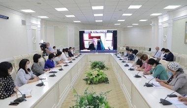 Парламент комиссиясининг навбатдаги йиғилишида қандай масалалар муҳокама қилинди?