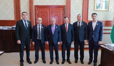 Эсдалик нишонлари топширилди