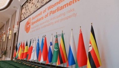 Саммит сиёсатда, жамиятда фаол бўлган бутун дунё лидер аёлларини бирлаштирди