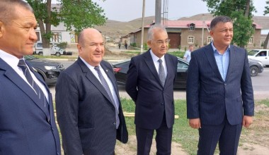 Акмал Саидов Жиззахдаги “Яшил макон” умуммиллий акциясида қатнашди