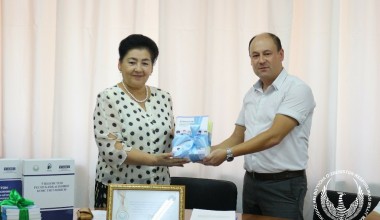 Инсон ҳуқуқларига оид адабиётлар – “ Билим” ахборот-кутубхона марказига тақдим этилди