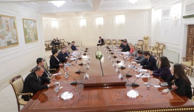 Спикер Н. Исмоилов М.Седерфельт бошчилигидаги делегация билан учрашди