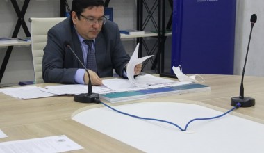 “Ўзбекистон Республикасининг Фуқаролик кодексига қийноққа солишдан жабрланганларга етказилган зарарни қоплаш тартибини такомиллаштиришга қаратилган қўшимчалар киритиш тўғрисида”ги қонун лойиҳаси муҳокама қилинмоқда.